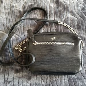 KENNETH COLE Small Crossbody